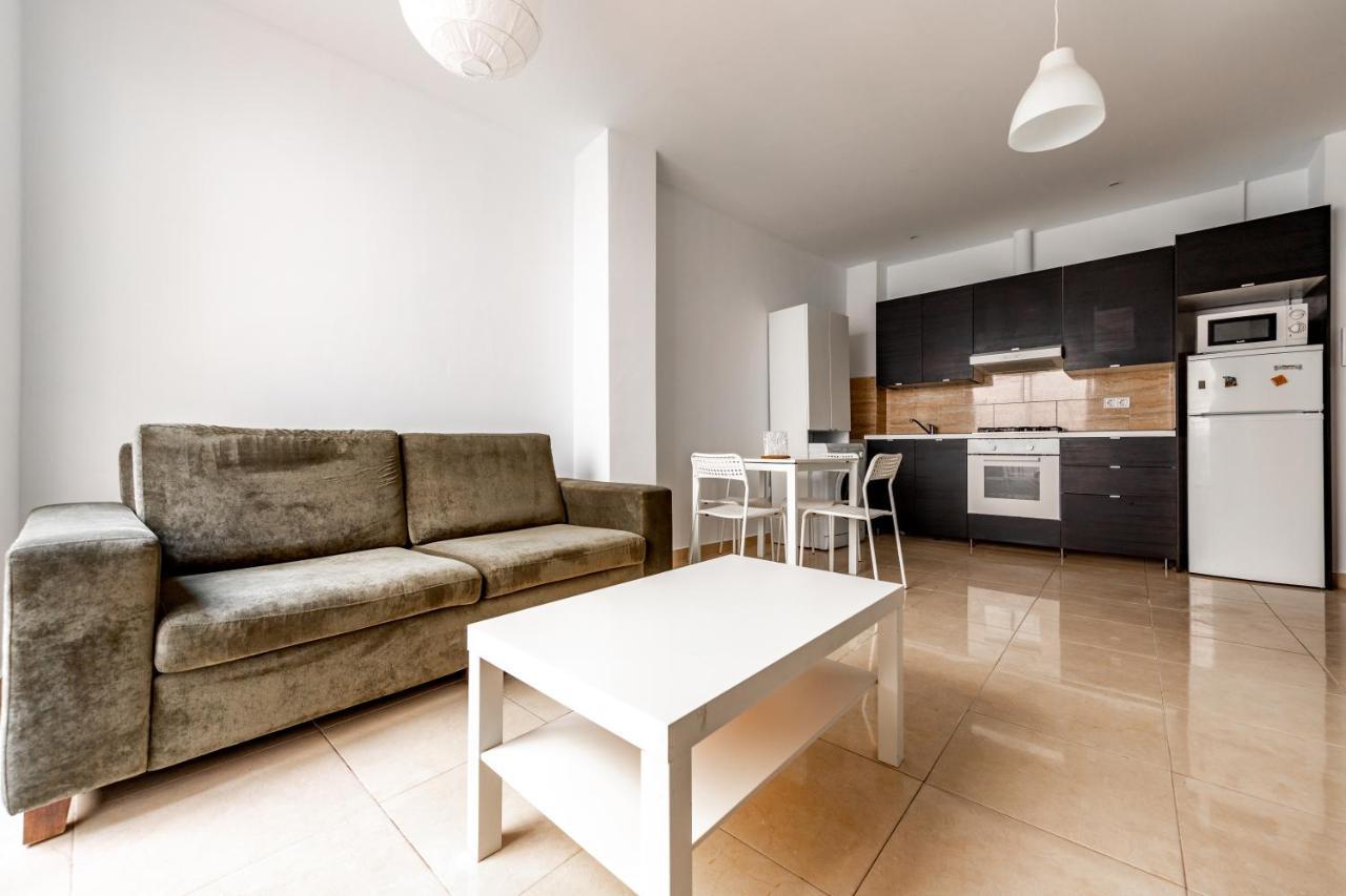 Fun Building Flats By Homeabout Málaga Dış mekan fotoğraf